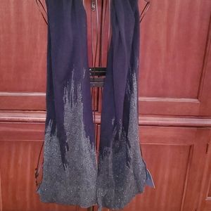 NWT Vera Wang Scarf